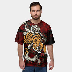 Футболка оверсайз мужская Тигр со Змеёй 2022, цвет: 3D-принт — фото 2
