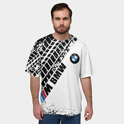 Футболка оверсайз мужская BMW следы шин, цвет: 3D-принт — фото 2