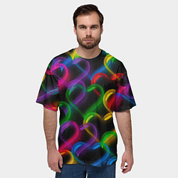 Футболка оверсайз мужская Граффити - неоновые сердца, цвет: 3D-принт — фото 2