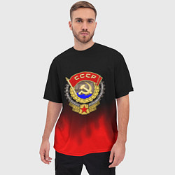Футболка оверсайз мужская СССР патриотический значок с серпом, цвет: 3D-принт — фото 2