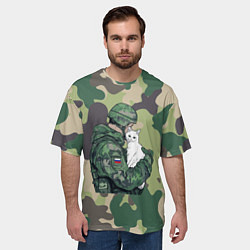 Футболка оверсайз мужская Русский солдат с белой кошкой, цвет: 3D-принт — фото 2