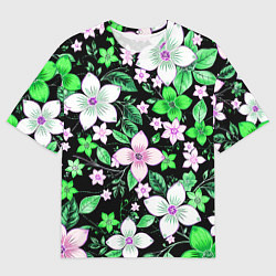 Мужская футболка оверсайз Зелёно-белые цветы на чёрном фоне
