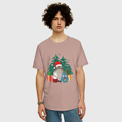 Футболка оверсайз мужская New Year Totoro, цвет: пыльно-розовый — фото 2
