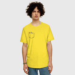 Футболка оверсайз мужская Дарк соулс карман, цвет: желтый — фото 2