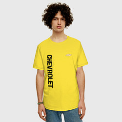 Футболка оверсайз мужская Шевроле Логотип, цвет: желтый — фото 2