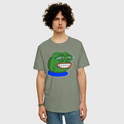 Футболка оверсайз мужская Лягушонок Пепе насмешливо смеётся, цвет: авокадо — фото 2