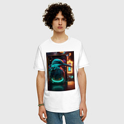 Футболка оверсайз мужская Зимородок киберпанк, цвет: белый — фото 2