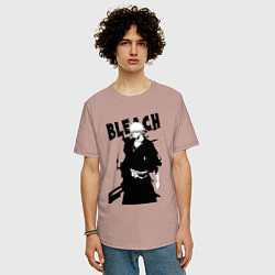Футболка оверсайз мужская Блич ичиго куросаки из манги, цвет: пыльно-розовый — фото 2