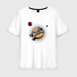 Мужская футболка оверсайз Космонавт на пончике