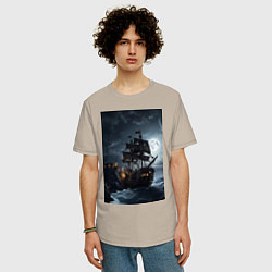 Футболка оверсайз мужская Пиратский корабль в шторм, цвет: миндальный — фото 2