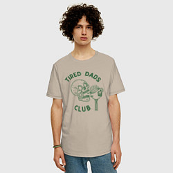 Футболка оверсайз мужская Tired Dads Club зеленый, цвет: миндальный — фото 2