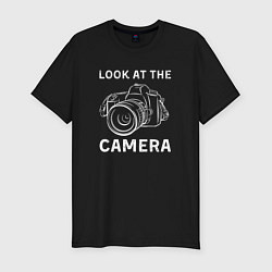 Мужская slim-футболка Смотри в камеру