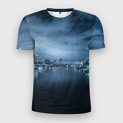 Мужская спорт-футболка Неоновый город вдалеке и небо - Синий