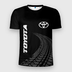 Мужская спорт-футболка Toyota speed на темном фоне со следами шин: надпис