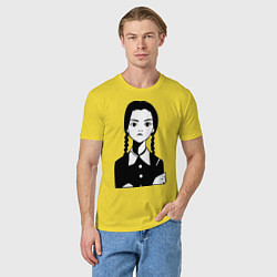 Футболка хлопковая мужская Wednesday Addams, цвет: желтый — фото 2