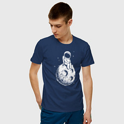 Футболка хлопковая мужская Космонавт на луне, цвет: тёмно-синий — фото 2