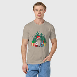 Футболка хлопковая мужская New Year Totoro, цвет: миндальный — фото 2