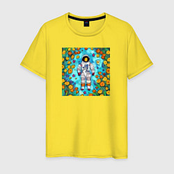 Футболка хлопковая мужская Астронавт в воде, окруженный желтыми цветами, цвет: желтый