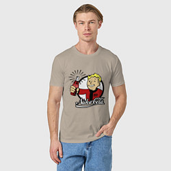 Футболка хлопковая мужская Vault boy - nuka cola, цвет: миндальный — фото 2