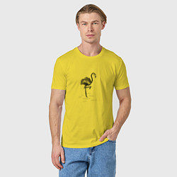 Футболка хлопковая мужская Черный фламинго, цвет: желтый — фото 2