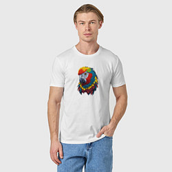 Футболка хлопковая мужская Красочный попугай в ярких перьях, цвет: белый — фото 2