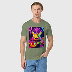 Футболка хлопковая мужская Зомби Пикачу с тыквой - неоновое свечение, цвет: авокадо — фото 2