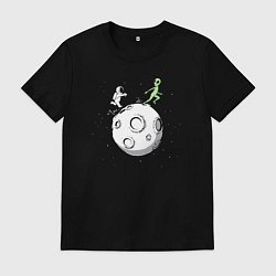 Футболка хлопковая мужская Бег по Луне, цвет: черный