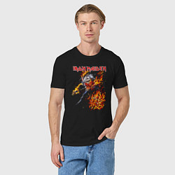 Футболка хлопковая мужская Iron Maiden Eddie in Flames, цвет: черный — фото 2
