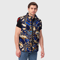 Мужской жилет Золотистая змеиная абстракция, цвет: 3D-красный — фото 2