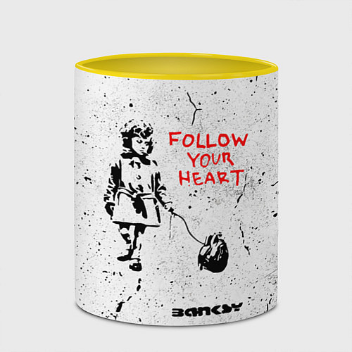 Кружка цветная BANKSY БЭНКСИ следуй за своим сердцем / 3D-Белый + желтый – фото 2