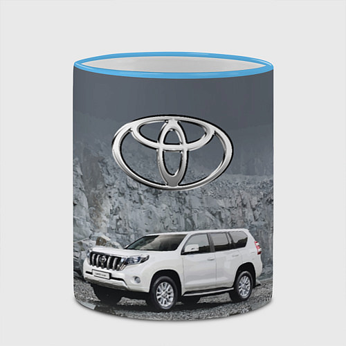 Кружка цветная Toyota Land Cruiser на фоне скалы / 3D-Небесно-голубой кант – фото 2