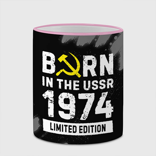 Кружка цветная Born In The USSR 1974 year Limited Edition / 3D-Розовый кант – фото 2