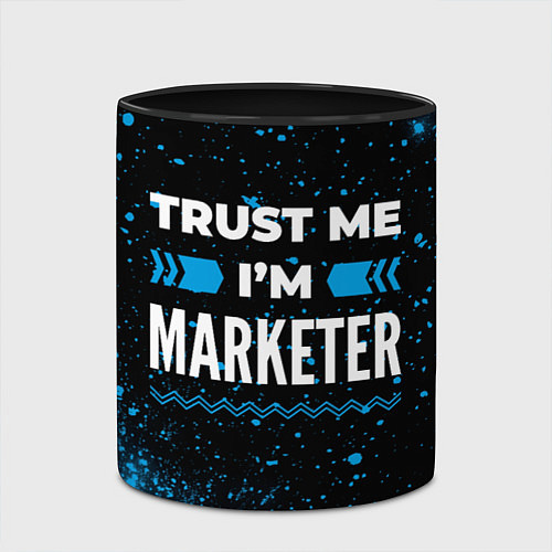 Кружка цветная Trust me Im marketer dark / 3D-Белый + черный – фото 2