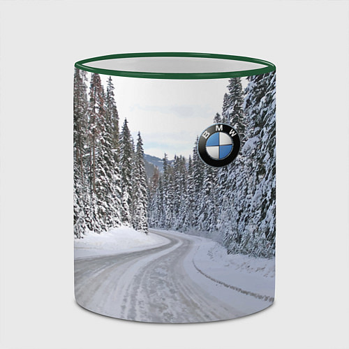 Кружка цветная BMW - зимняя дорога через лес / 3D-Зеленый кант – фото 2