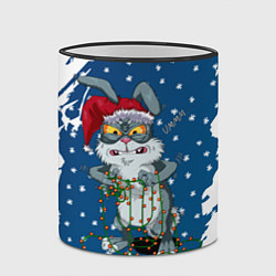 Кружка 3D Кролик и гирлянда - 2023, цвет: 3D-черный кант — фото 2