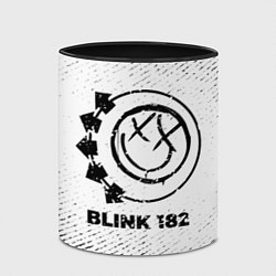 Кружка 3D Blink 182 с потертостями на светлом фоне, цвет: 3D-белый + черный — фото 2