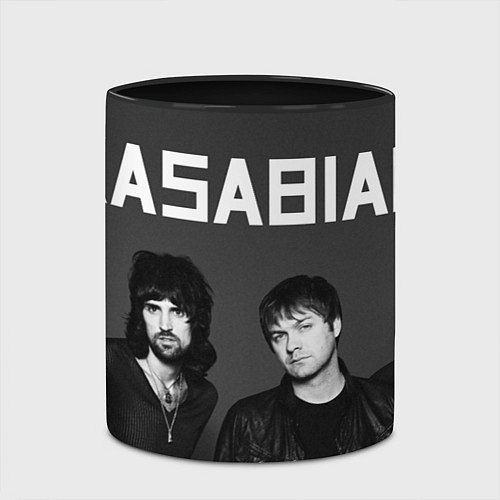 Кружка цветная Kasabian все участники / 3D-Белый + черный – фото 2