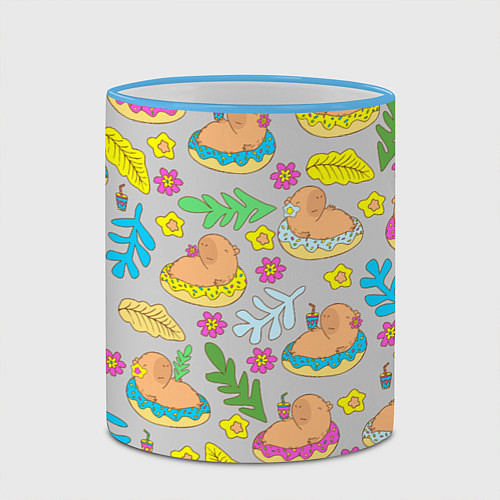 Кружка цветная Семья капибар на отдыхе / 3D-Небесно-голубой кант – фото 2