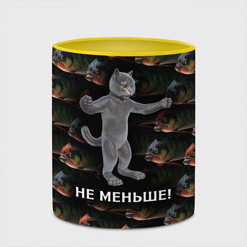 Кружка цветная Кот на фоне рыбного паттерна / 3D-Белый + желтый – фото 2