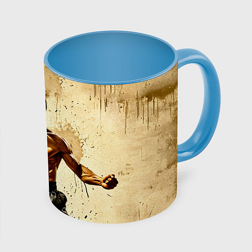 Кружка цветная Брюс Ли на бежевом / 3D-Белый + небесно-голубой – фото 1