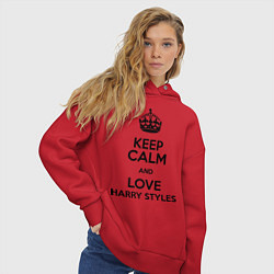 Толстовка оверсайз женская Keep Calm & Love Harry Styles цвета красный — фото 2
