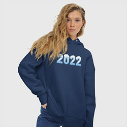 Толстовка оверсайз женская 2022 Год Снежная Голубая Надпись, цвет: тёмно-синий — фото 2