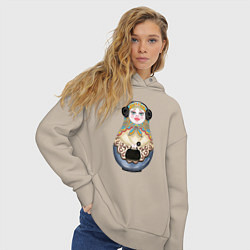 Толстовка оверсайз женская Современная матрешка, цвет: миндальный — фото 2