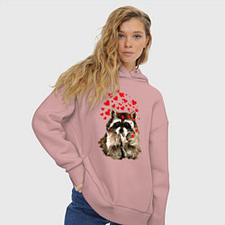 Толстовка оверсайз женская Поцелуйчик енота с сердечками, цвет: пыльно-розовый — фото 2