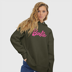 Толстовка оверсайз женская Блестящий логотип Барби, цвет: хаки — фото 2