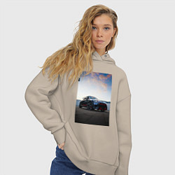 Толстовка оверсайз женская Авто на фоне неба, цвет: миндальный — фото 2