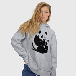 Толстовка оверсайз женская Сидящая чёрная панда с бамбуком, цвет: меланж — фото 2