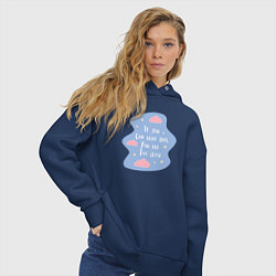 Толстовка оверсайз женская Ты очень близко если можешь это прочитать, цвет: тёмно-синий — фото 2