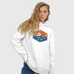 Толстовка оверсайз женская Кораблик в океане, цвет: белый — фото 2