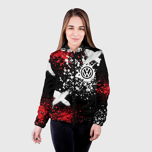 Женская куртка Фольксваген на фоне граффити и брызг красок / 3D-Черный – фото 4